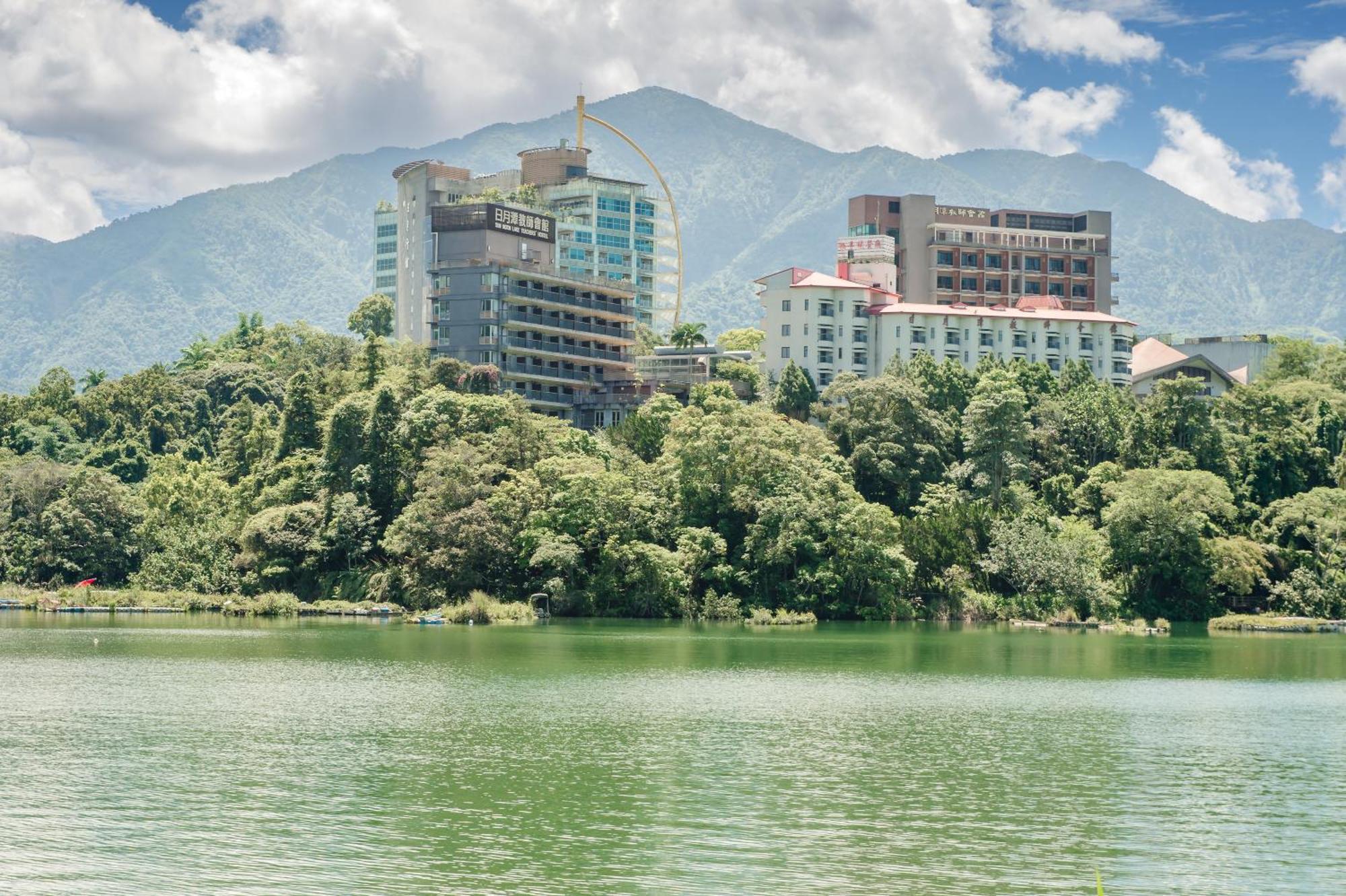 Bishui Shanju Lakeside B&B Юйчі Екстер'єр фото