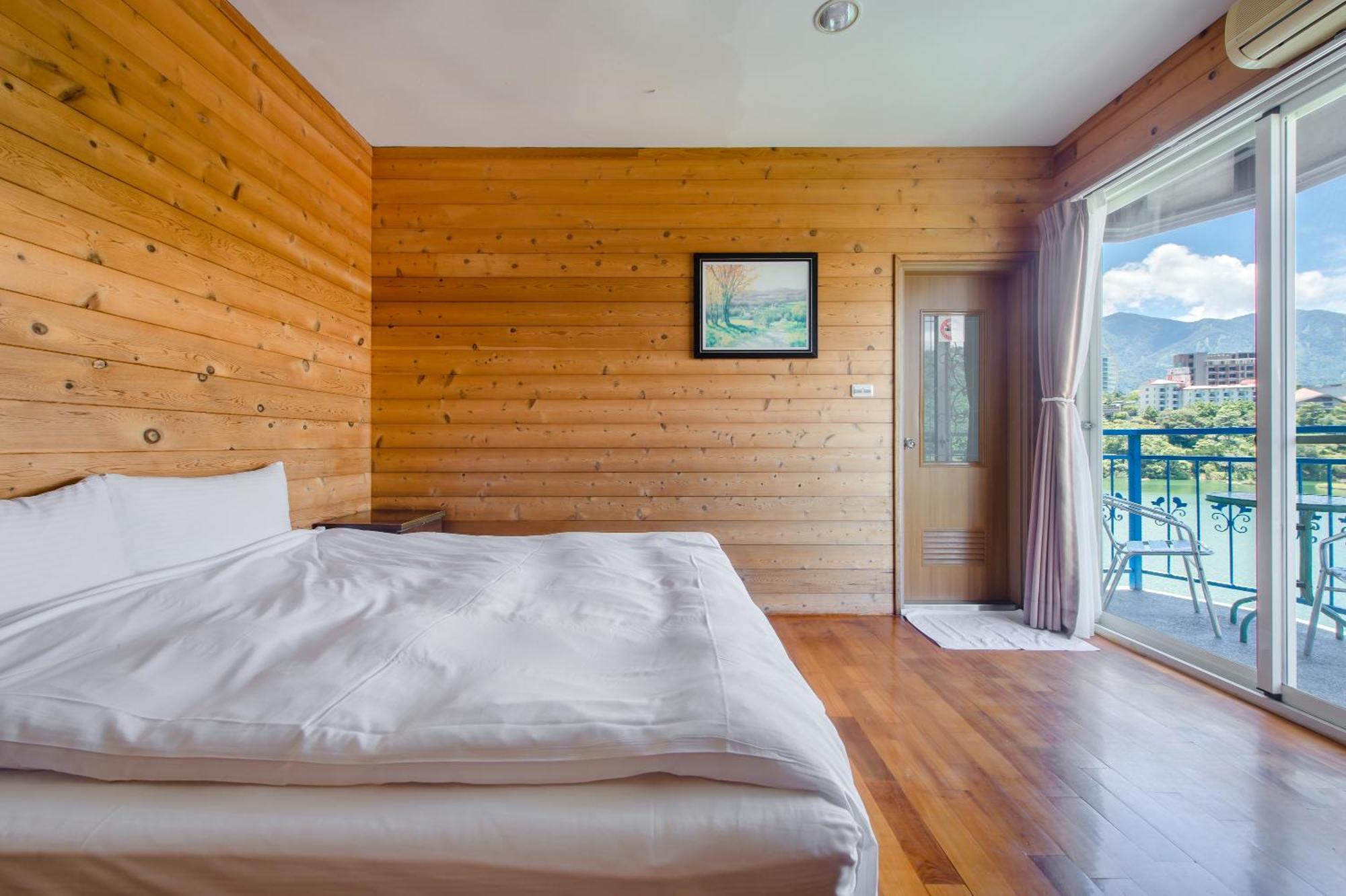 Bishui Shanju Lakeside B&B Юйчі Екстер'єр фото